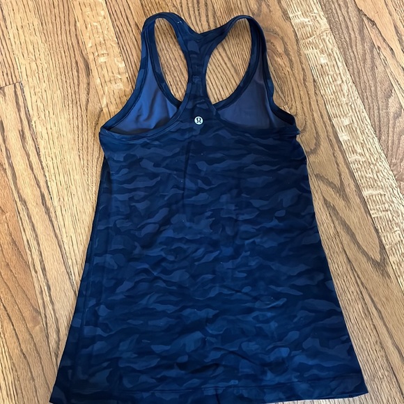 Lululemon racer back top - Picture 2 of 2